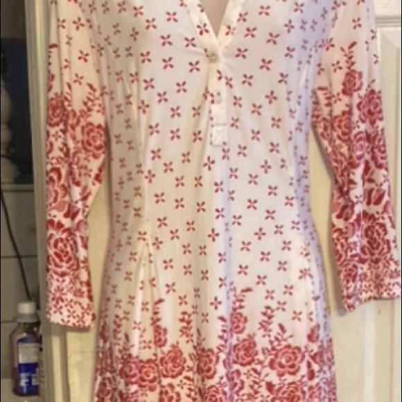 Beautiful Dress - Picture 5 of 6